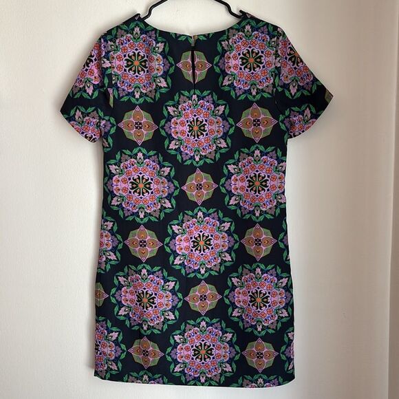 J Crew Women’s Geometric Medallion Print Short Sleeve Gallery Shift Dress Size 6 - Picture 9 of 10